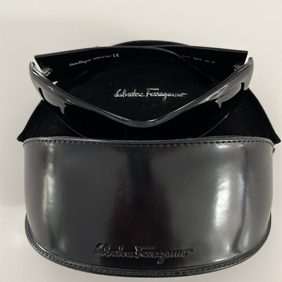 Salvatore Ferragamo vintage sunglasses - Picture 3 of 9